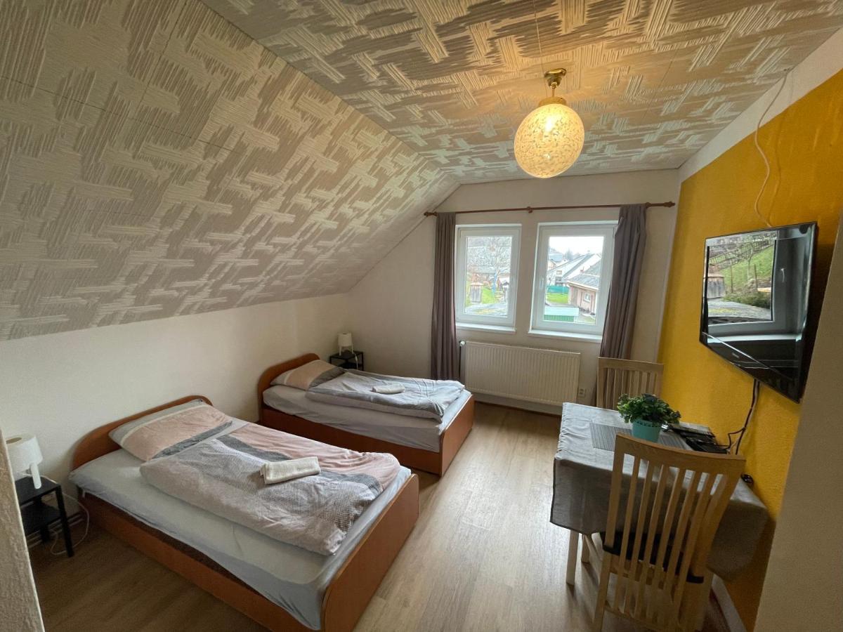 Penzion Ad0Lfovice Jesenik Bagian luar foto